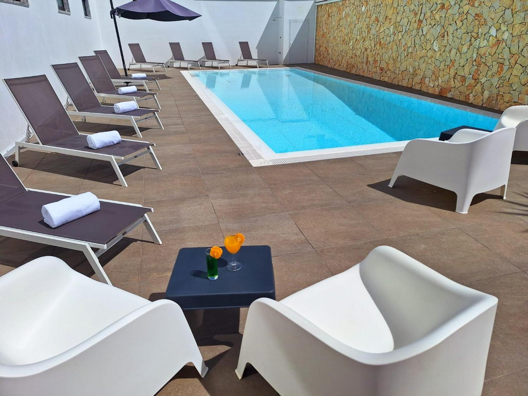 3M Hostel & Suites 알바이아세레 외부 사진