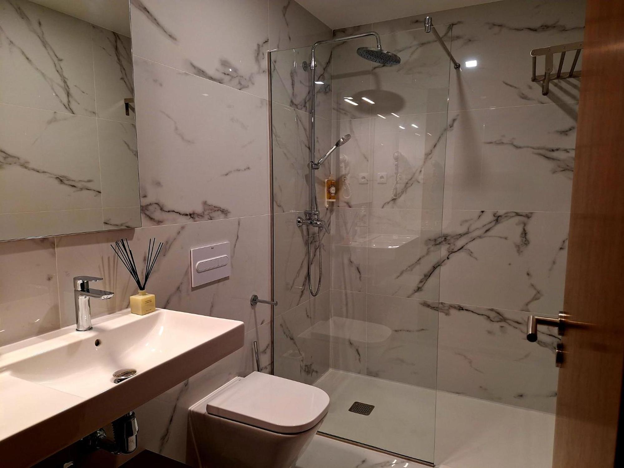 3M Hostel & Suites 알바이아세레 외부 사진